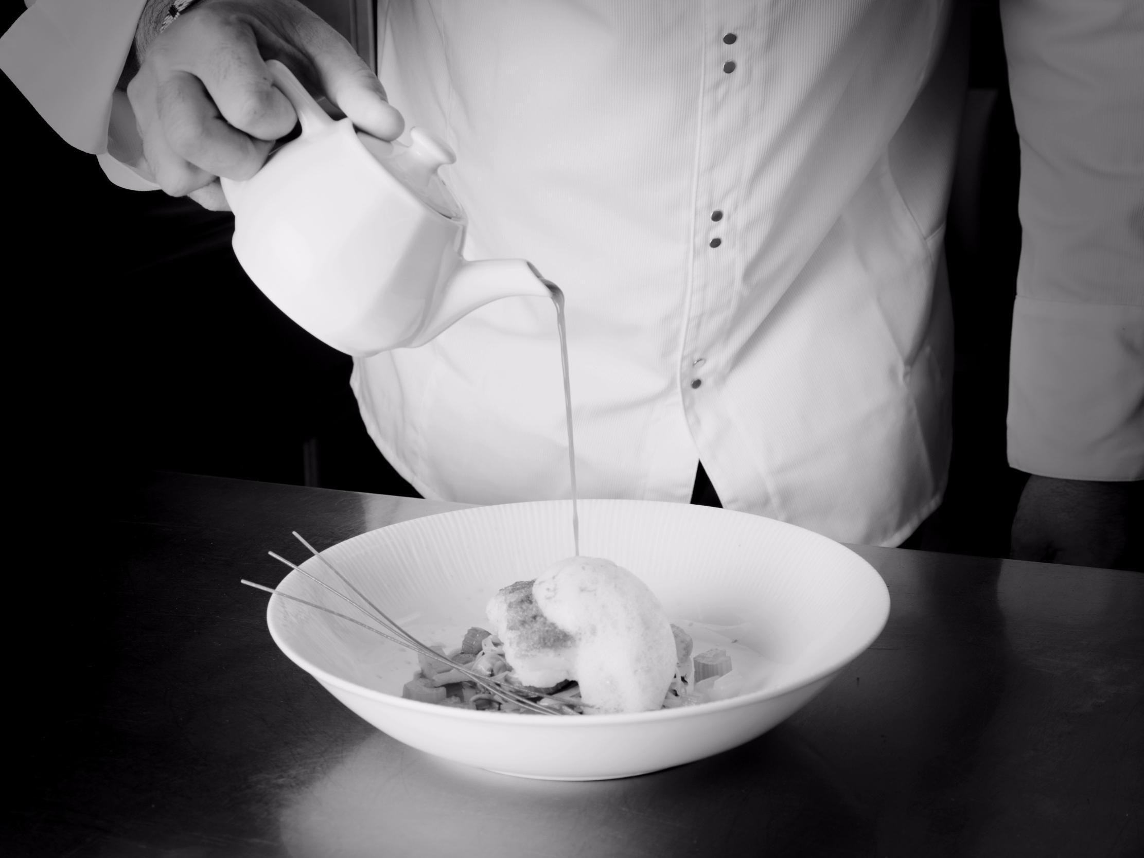 Logis Hotel De France Restaurant Le Lucullus Montmorillon Ngoại thất bức ảnh