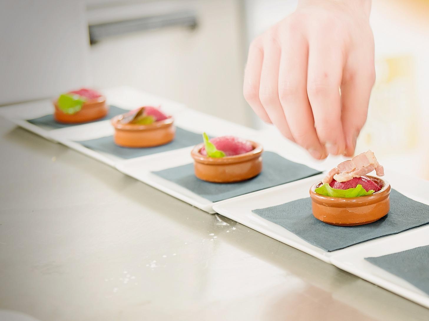 Logis Hotel De France Restaurant Le Lucullus Montmorillon Ngoại thất bức ảnh