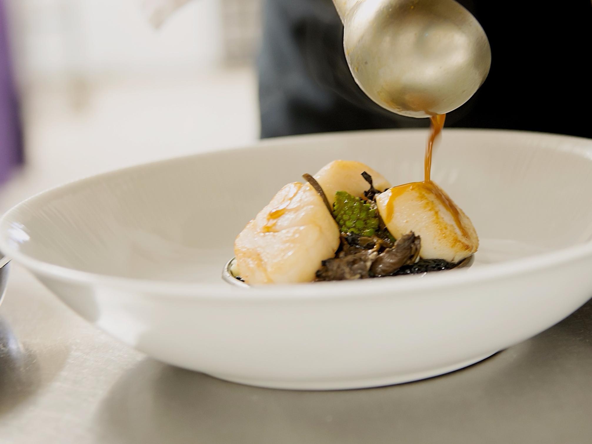 Logis Hotel De France Restaurant Le Lucullus Montmorillon Ngoại thất bức ảnh